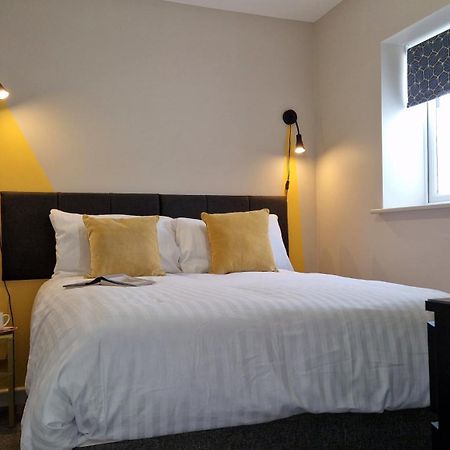 Apartment Three - Free Private Car Park - Sleeps 6 - 3 Shower Rooms - By Ocean City Retreats Plymouth Exteriér fotografie