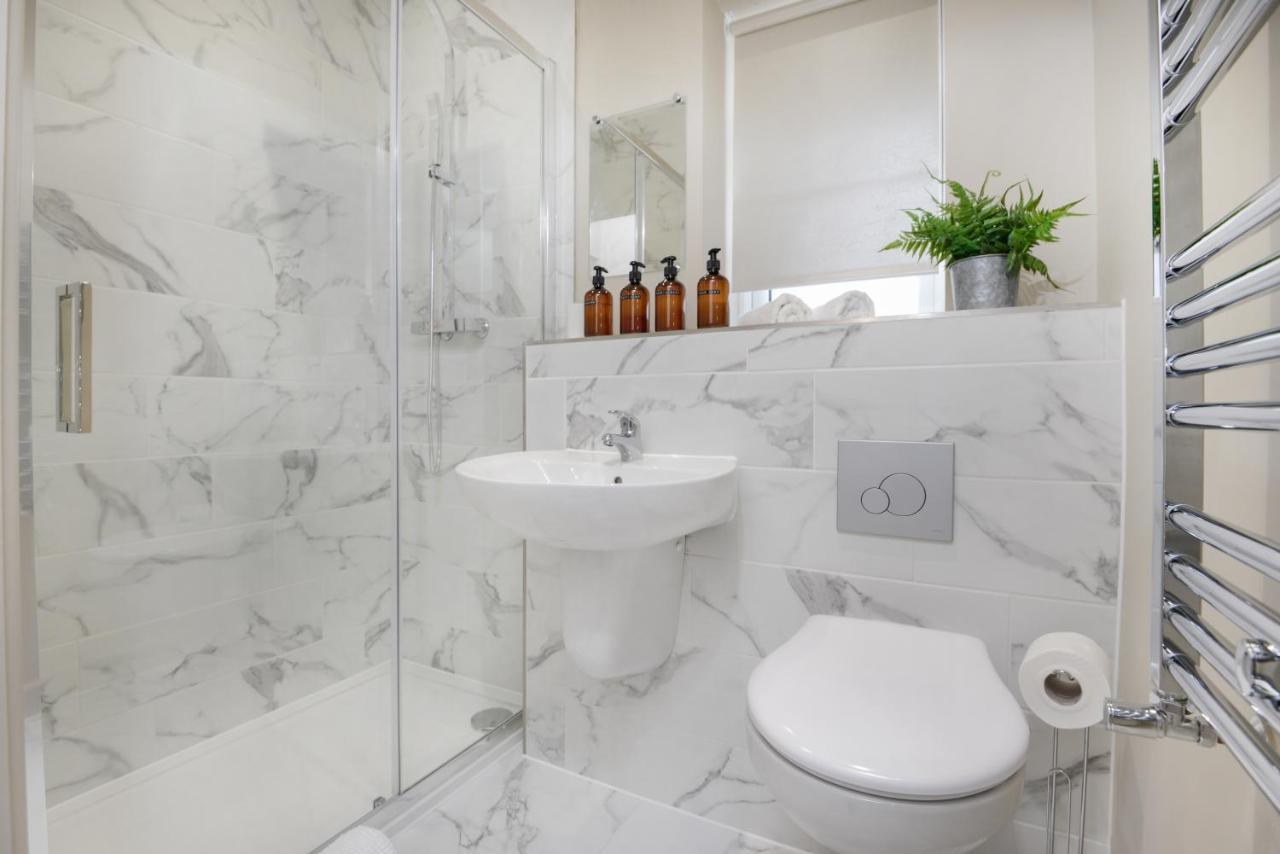 Apartment Three - Free Private Car Park - Sleeps 6 - 3 Shower Rooms - By Ocean City Retreats Plymouth Exteriér fotografie
