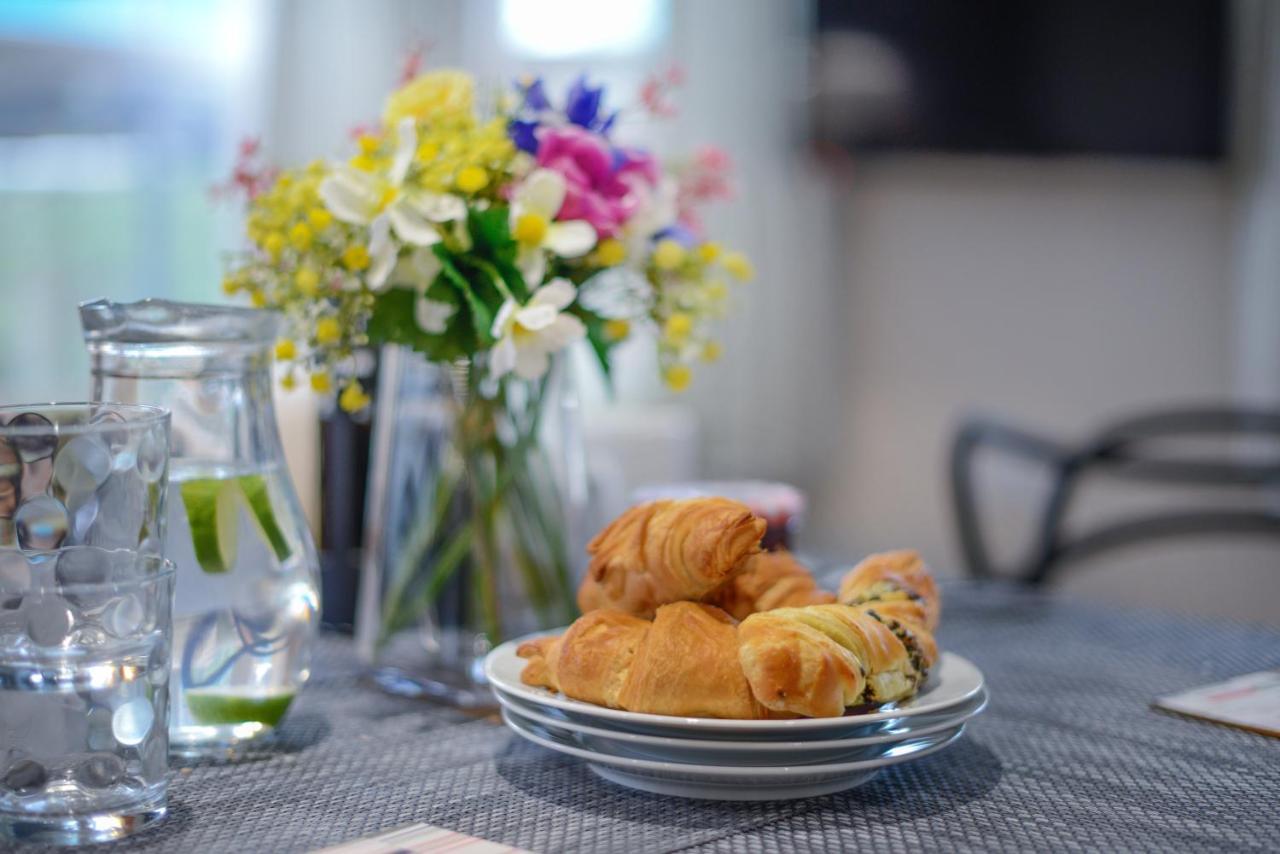 Apartment Three - Free Private Car Park - Sleeps 6 - 3 Shower Rooms - By Ocean City Retreats Plymouth Exteriér fotografie