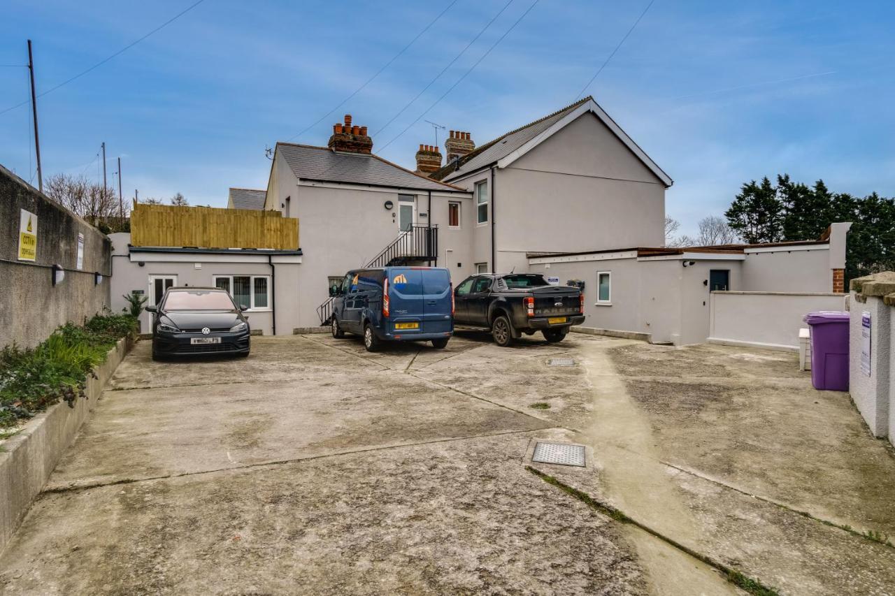 Apartment Three - Free Private Car Park - Sleeps 6 - 3 Shower Rooms - By Ocean City Retreats Plymouth Exteriér fotografie